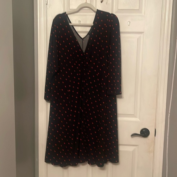 Black dress with red hearts - Picture 1 of 4